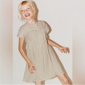 Zara Girl Heart Dress Linen Beige Dress Size 7 NEW